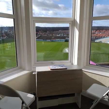 Cricket Stadium View Apartment Scarborough Ngoại thất bức ảnh
